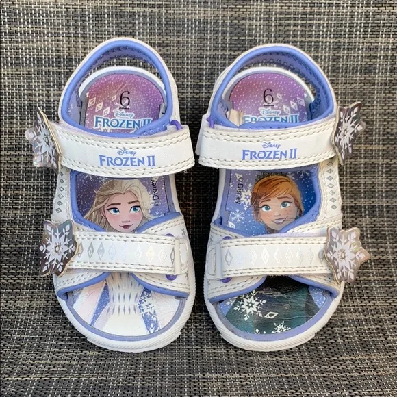 Disney Frozen 'Elsa and Anna Graphic' Double Strap Sandals Toddler size 6 - Picture 1 of 12